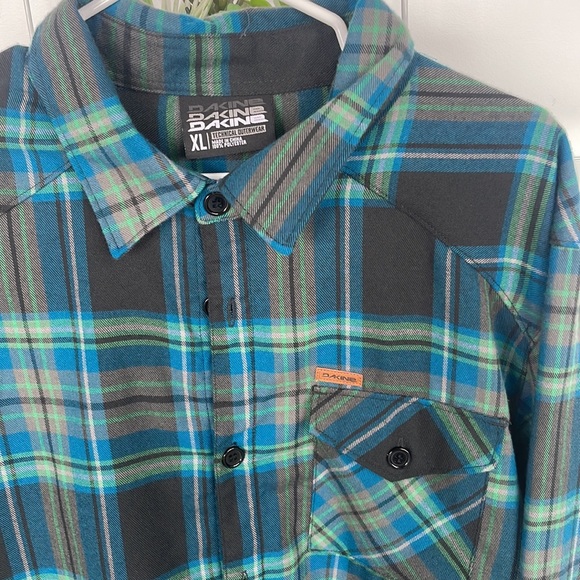 Blue dakine button up long sleeved shirt - Picture 2 of 5